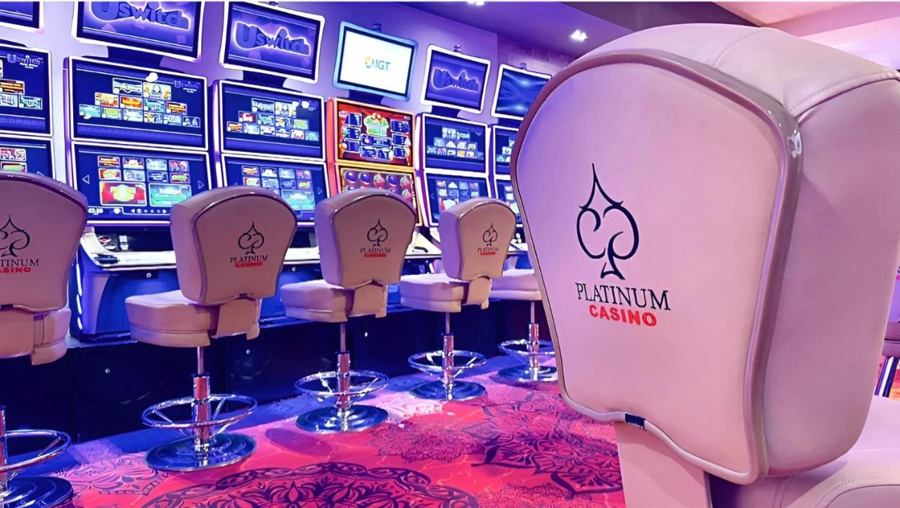 Platinum Hotel And Casino バンスコ エクステリア 写真